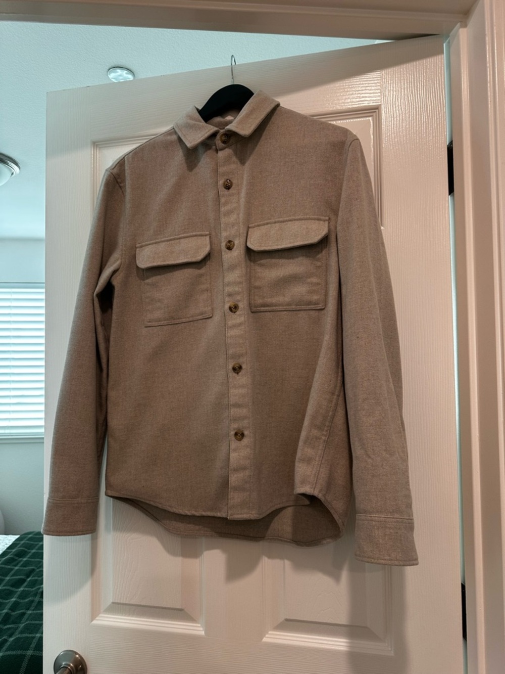 H&M Beige Button-Front Shacket with Chest Flap Pockets